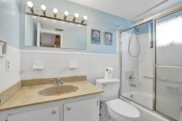 $85,000 | 2050 Northeast 39th Street, Unit 203S, Lighthouse Point, FL 33064