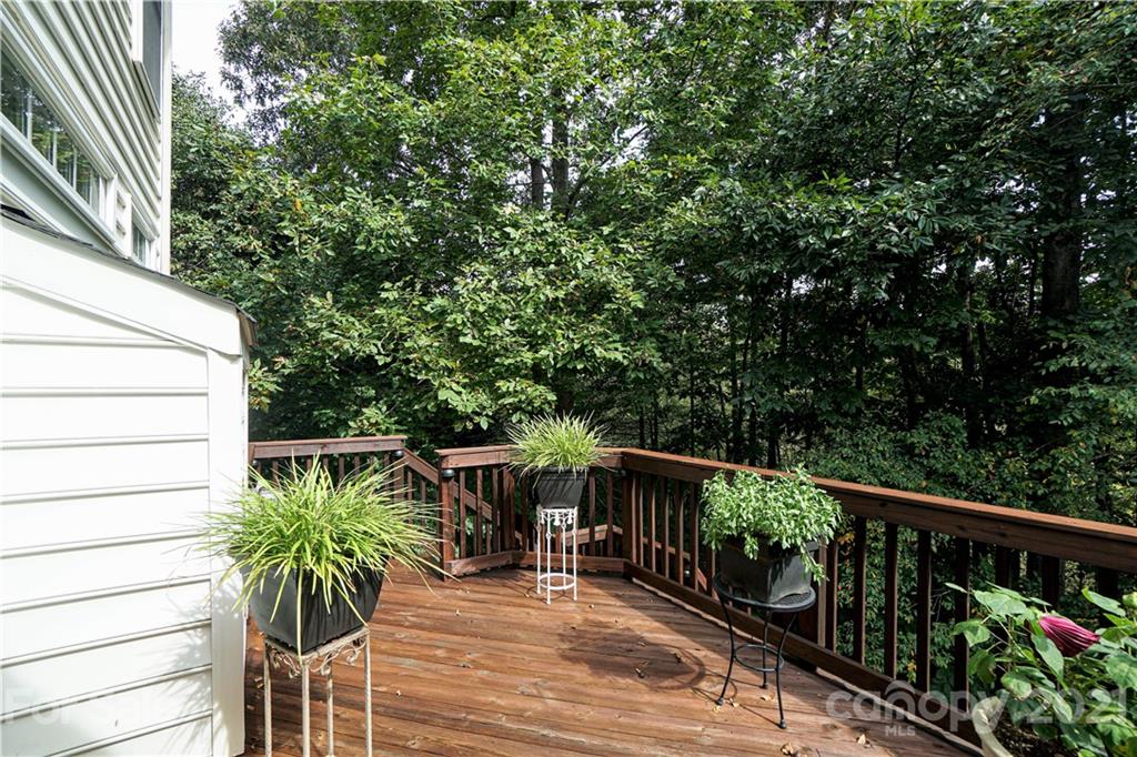 914 Chevis Court Fort Mill, SC 29708 - Photo 31 of 47 a view of balcony with wooden floor and fence