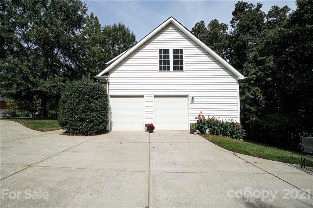 914 Chevis Court Fort Mill, SC 29708 - Photo 6 of 47 a view of a house with backyard