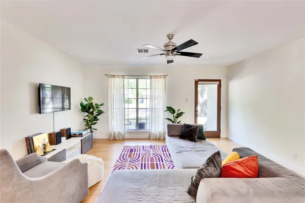 $3,650 | 2506 East Side Drive, Austin, TX 78704