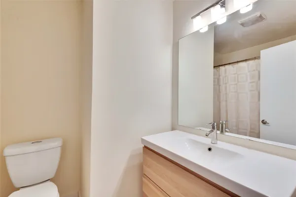 $3,650 | 2506 East Side Drive, Austin, TX 78704