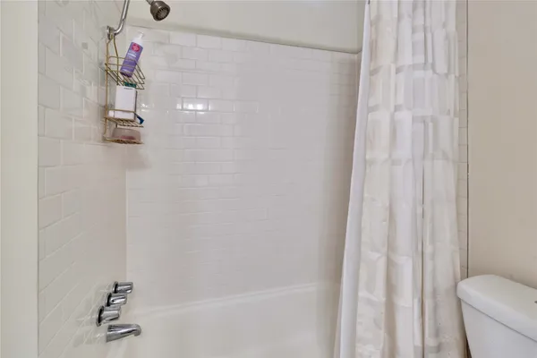 $3,650 | 2506 East Side Drive, Austin, TX 78704