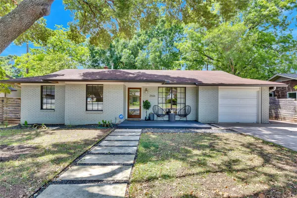 $3,650 | 2506 East Side Drive, Austin, TX 78704