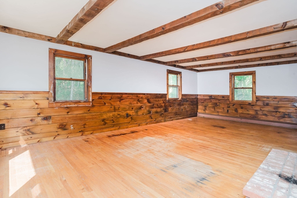 113 Dr Braley Road Freetown, MA 02717 - Photo 11 of 39 Gallery Image 11