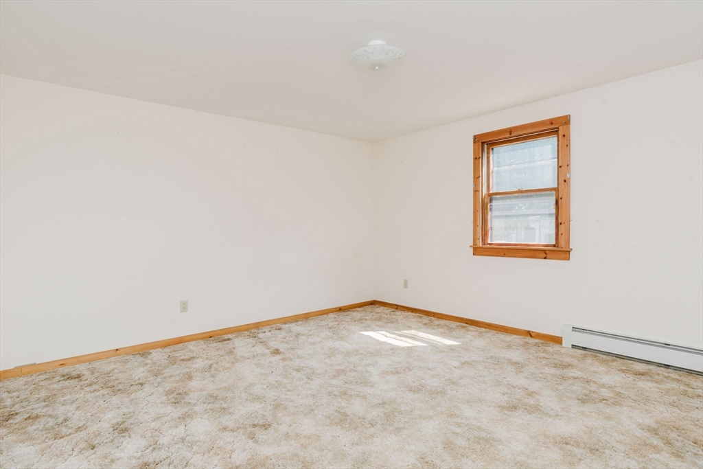 113 Dr Braley Road Freetown, MA 02717 - Photo 7 of 39 Gallery Image 7