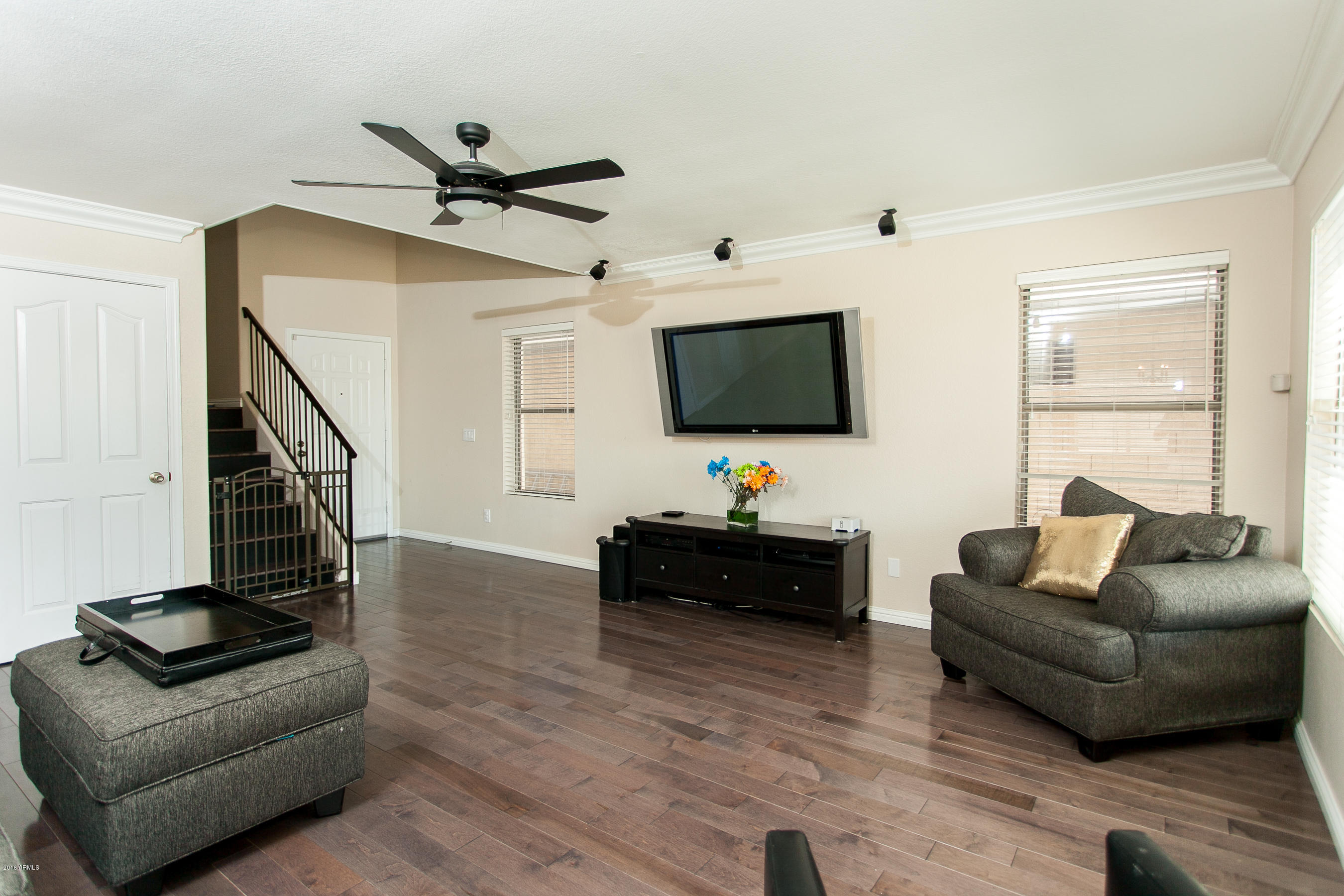 4815 East Mossman Road Phoenix, AZ 85054 - Photo 3 of 28 Family Room 2