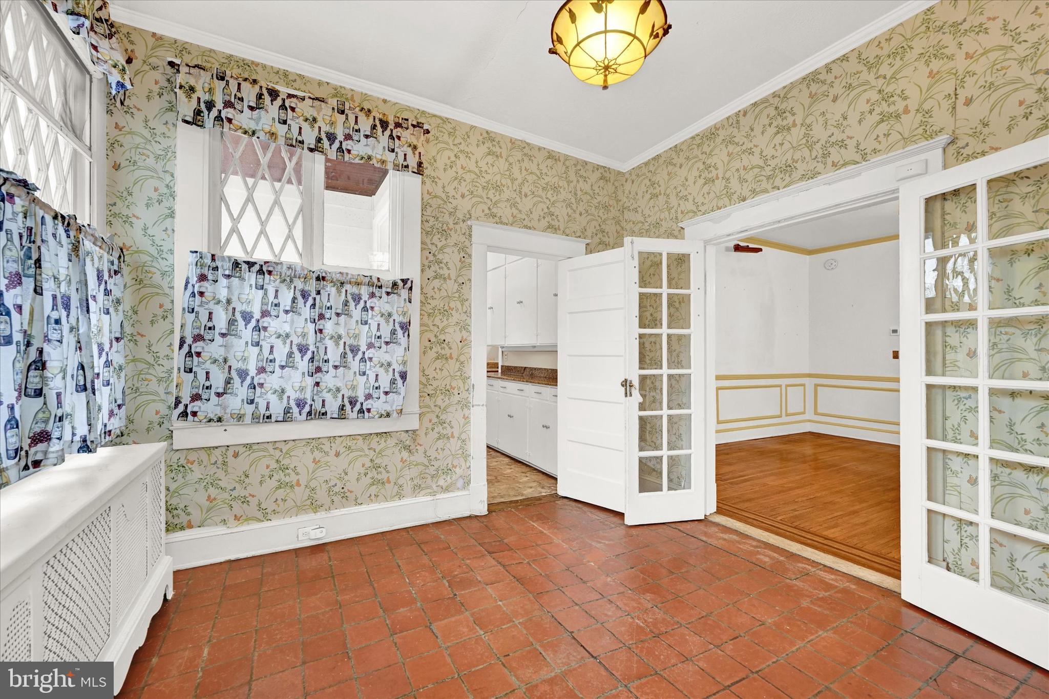 3402 Bateman Avenue Baltimore, MD 21216 - Photo 10 of 27 Den