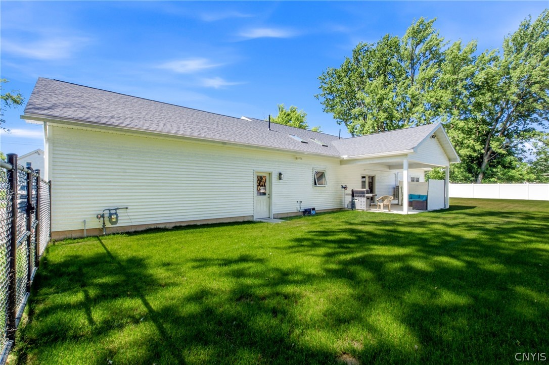 305 Grand Street Oneida, NY 13421 - Photo 9 of 34