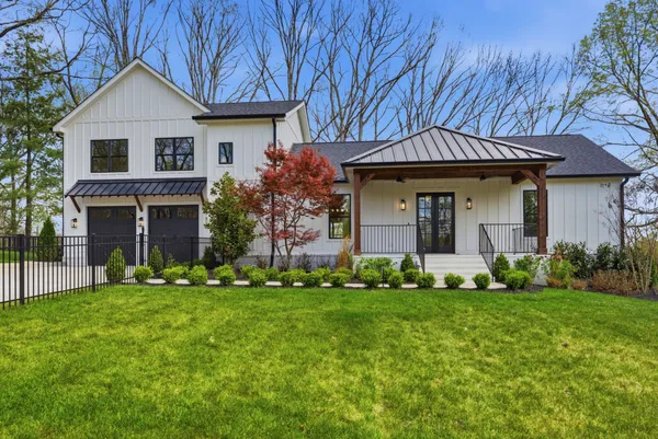 $1,265,000 | 8811 Old Charlotte Pike, Pegram, TN 37143