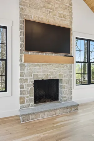 $1,265,000 | 8811 Old Charlotte Pike, Pegram, TN 37143