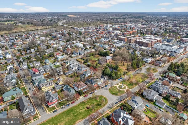 $1,500,000 | 1305 Washington Avenue, Fredericksburg, VA 22401