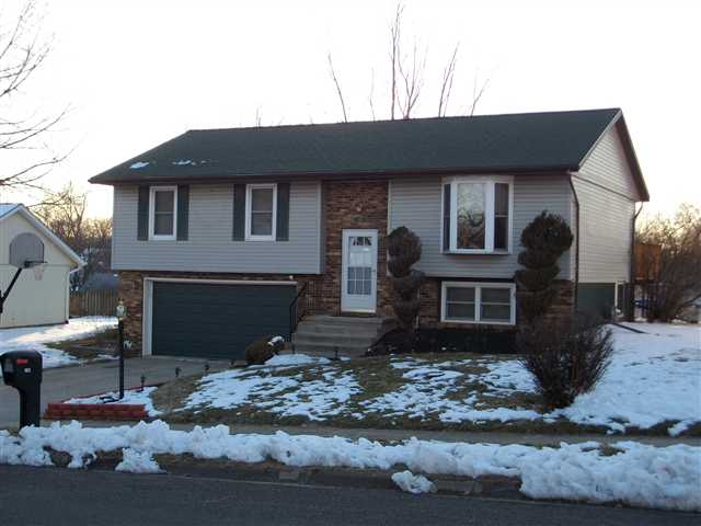 103 Partridge Road Marquette Heights, IL 61554 - Photo 1 of 10 Gallery Image 1