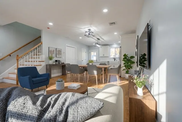 $3,500 | 217 Earle Street, Unit 2, Fall River, MA 02723