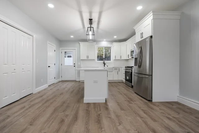 $3,500 | 217 Earle Street, Unit 2, Fall River, MA 02723