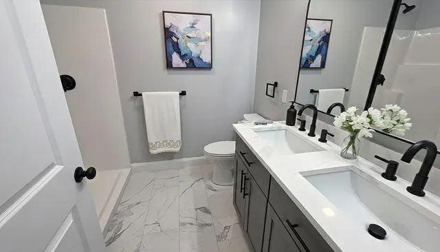 $3,500 | 217 Earle Street, Unit 2, Fall River, MA 02723