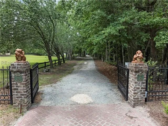 $1,500,000 | 150 Palmetto Bluff Road, Bluffton, SC 29910