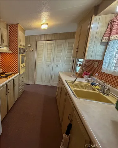 $84,900 | 3701 Fillmore Street, Unit 64, Riverside, CA 92505