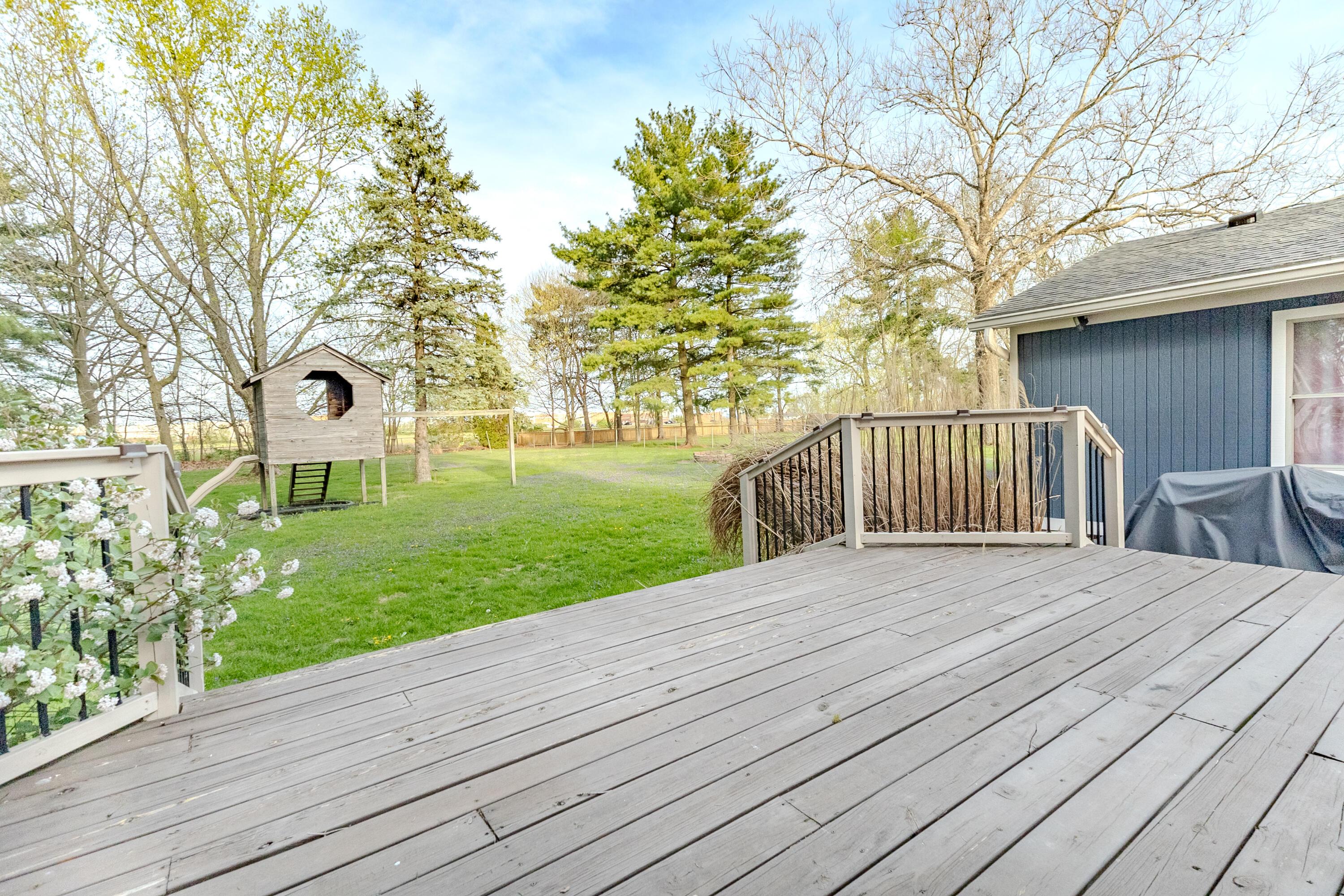 6780 Weldon Road Plain City, OH 43064 - Photo 32 of 34 Rear Deck