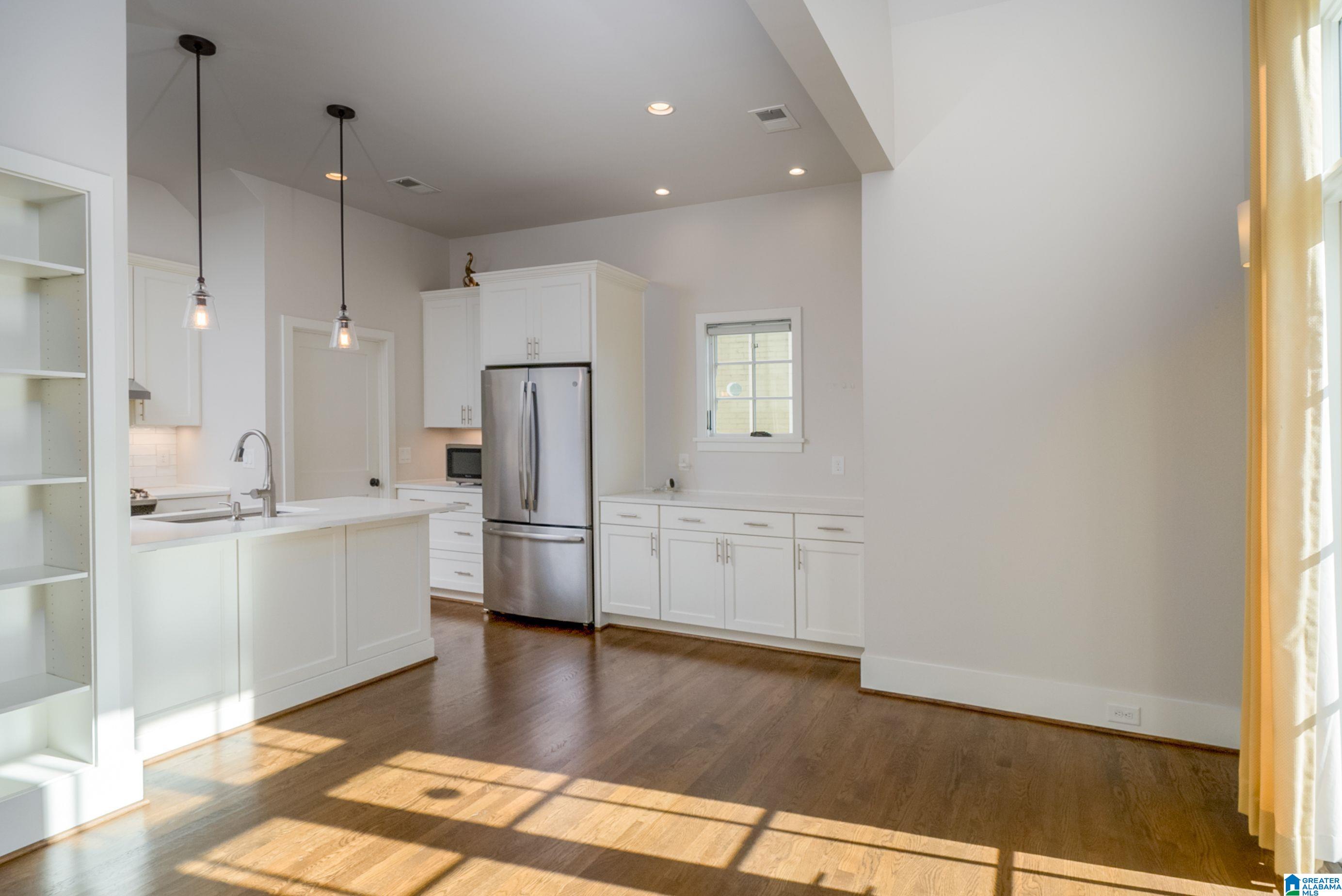 3719 5th Avenue South Birmingham, AL 35222 - Photo 4 of 21