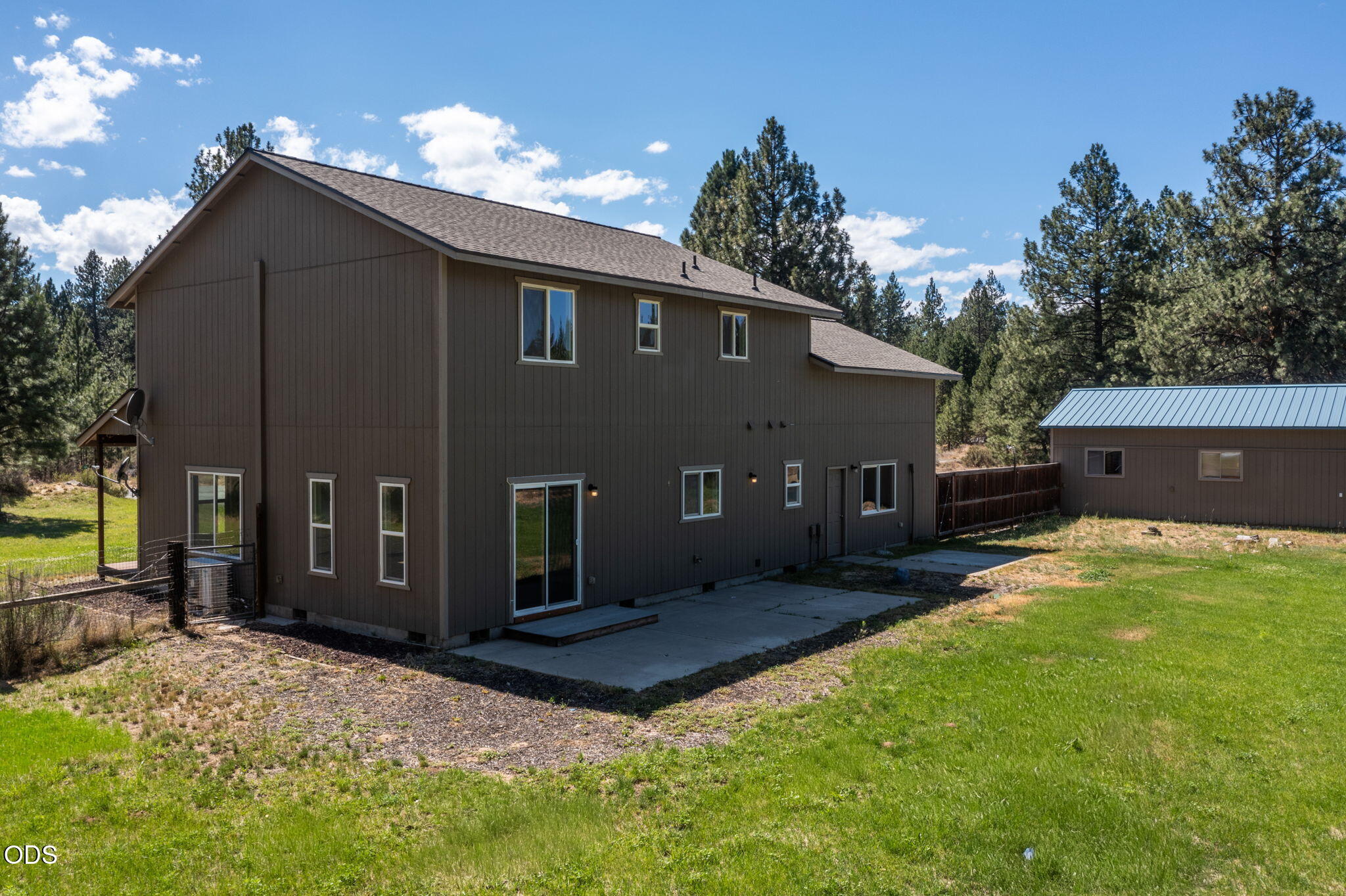 60180 Pawnee Road Bend, OR 97702 - Photo 46 of 53