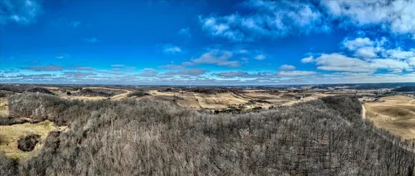 $300,000 | E17497 Gross Valley Road, Hillsboro, WI 54634