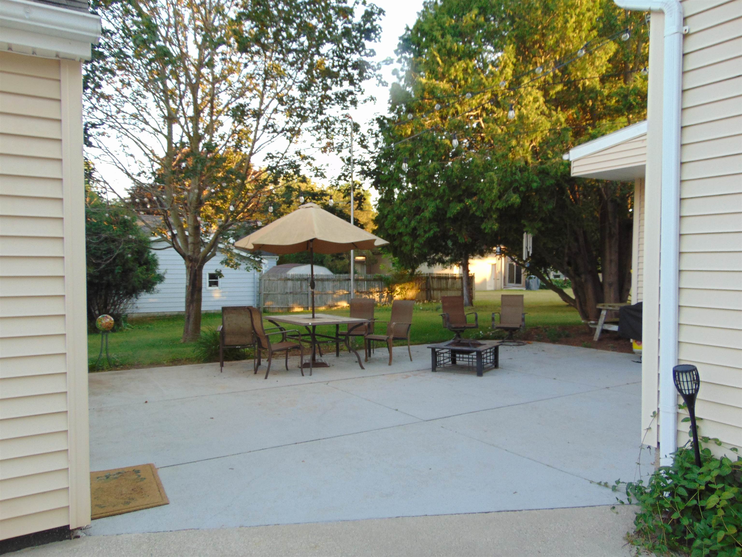 1003 Glencoe Road Alma, MI 48801 - Photo 5 of 57 1902739-4.JPG