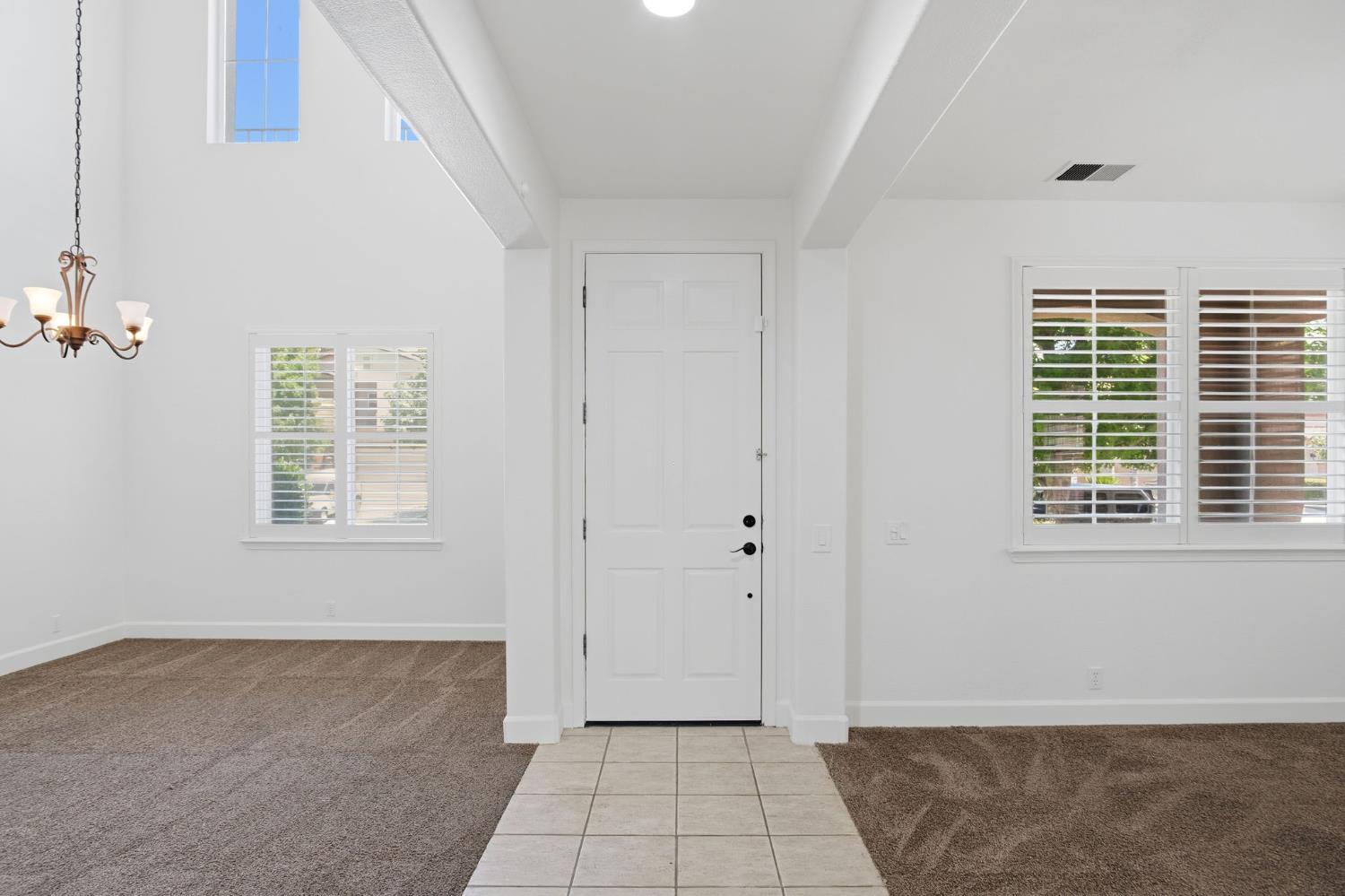 1224 CAVALAIRE Court Merced, CA 95348 - Photo 5 of 33