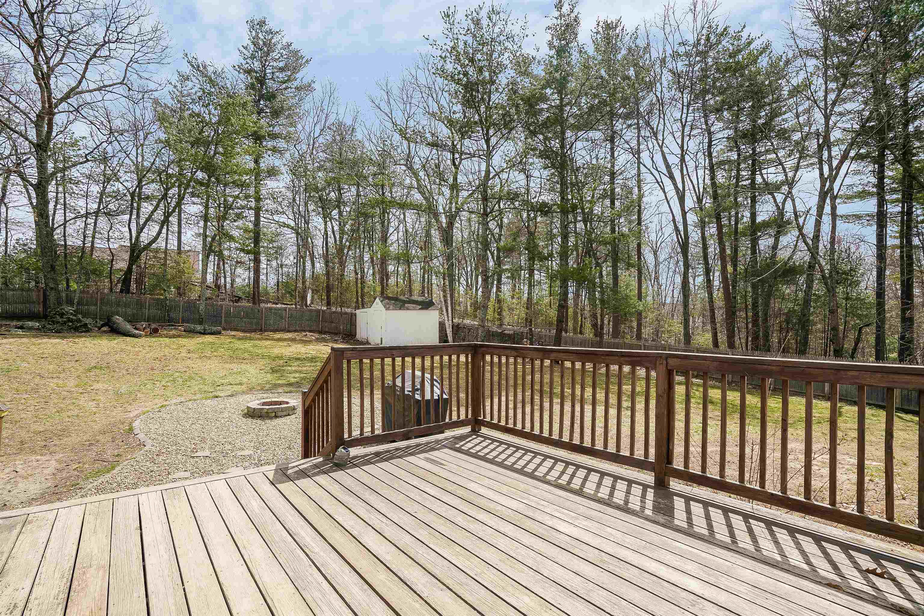 6 Diana Road Derry, NH 03038 - Photo 31 of 38