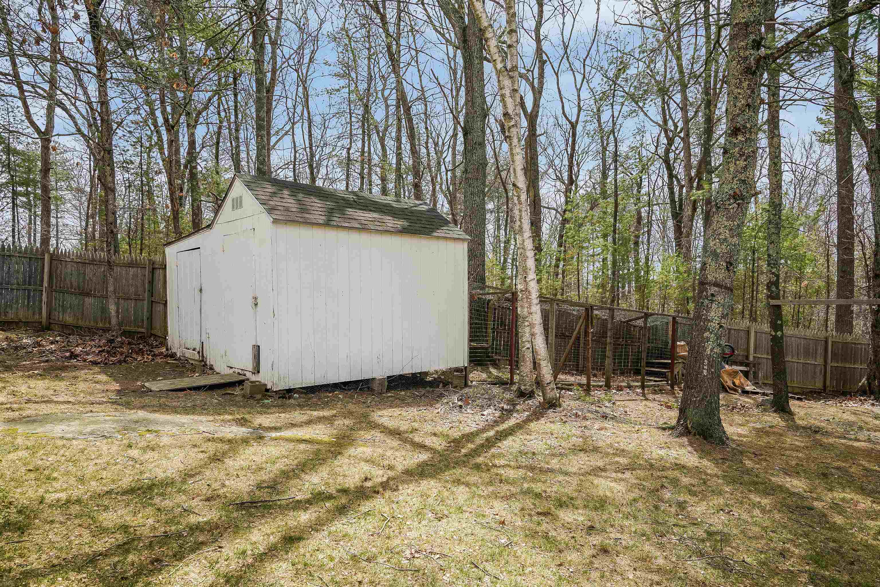 6 Diana Road Derry, NH 03038 - Photo 37 of 38
