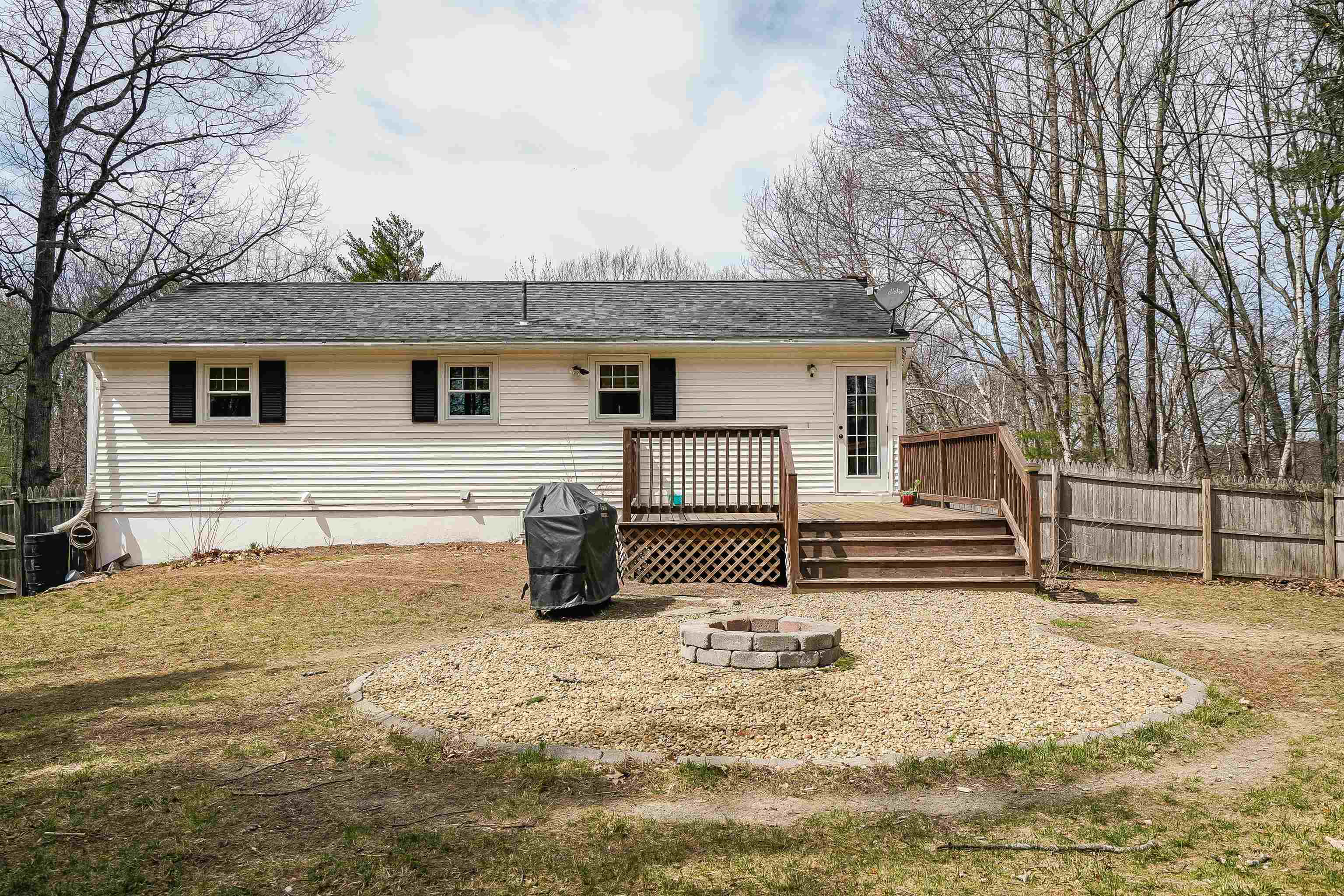 6 Diana Road Derry, NH 03038 - Photo 38 of 38