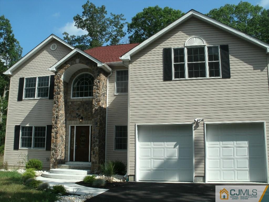 2 Fresh Ponds Road East Brunswick, NJ 08816 - Photo 1 of 21 Gallery Image 1