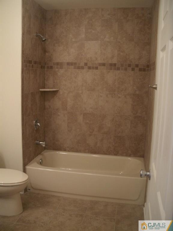 2 Fresh Ponds Road East Brunswick, NJ 08816 - Photo 14 of 21 Gallery Image 14