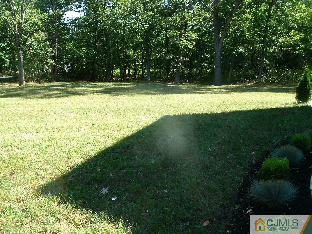 2 Fresh Ponds Road East Brunswick, NJ 08816 - Photo 21 of 21 Gallery Image 21
