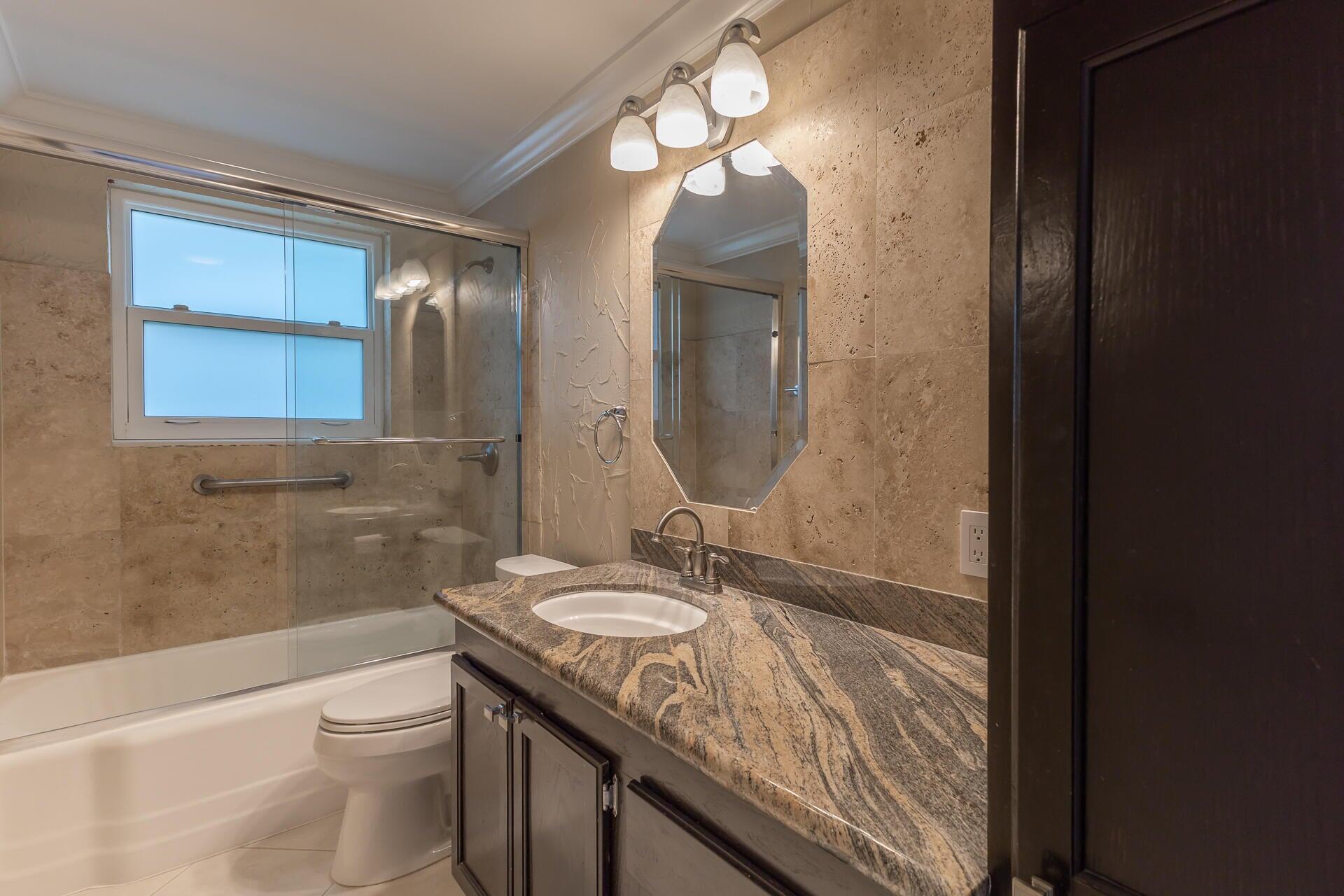 498 Northeast 47th Street Boca Raton, FL 33431 - Photo 24 of 27 20240410211845423923000000-o