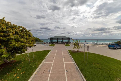 $725,000 | 498 Northeast 47th Street, Boca Raton, FL 33431