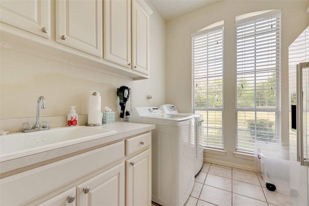 102 Dobbs Road Lake Dallas, TX 76208 - Photo 27 of 35