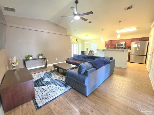 $2,000 | 197 Millet Circle, Cantonment, FL 32533