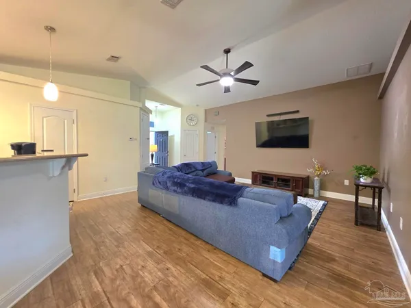 $2,000 | 197 Millet Circle, Cantonment, FL 32533