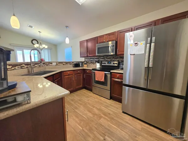 $2,000 | 197 Millet Circle, Cantonment, FL 32533