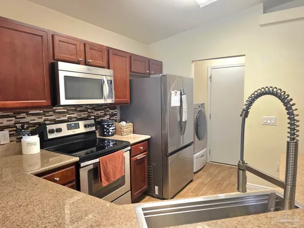 $2,000 | 197 Millet Circle, Cantonment, FL 32533