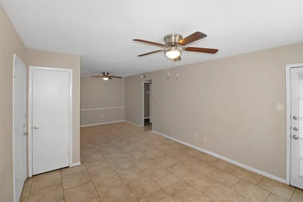 an empty room