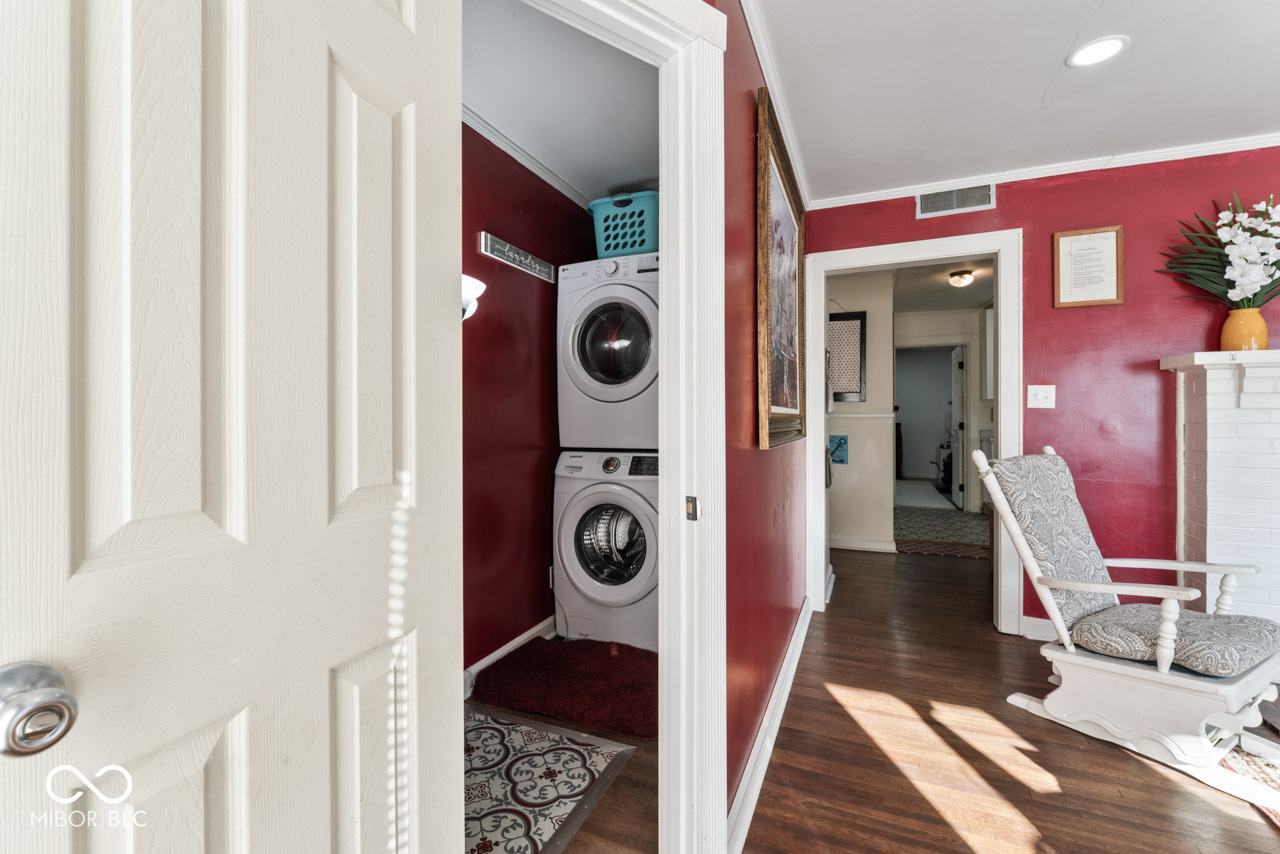 235 East Water Street Pendleton, IN 46064 - Photo 13 of 48