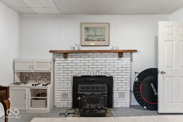 $360,000 | 235 East Water Street, Pendleton, IN 46064