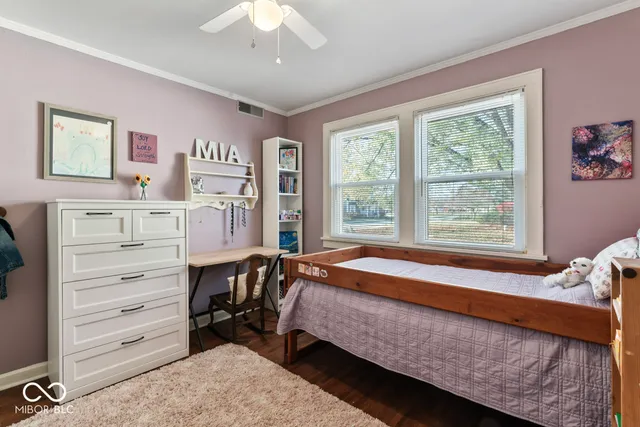 $360,000 | 235 East Water Street, Pendleton, IN 46064