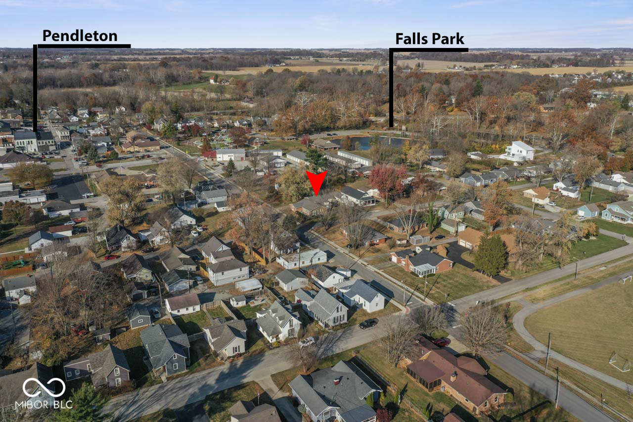 235 East Water Street Pendleton, IN 46064 - Photo 3 of 48