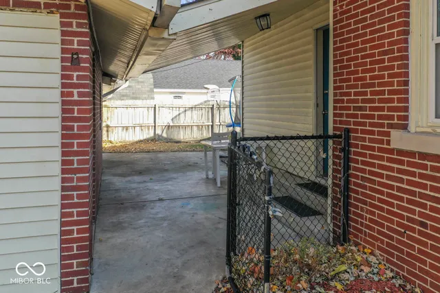 $360,000 | 235 East Water Street, Pendleton, IN 46064