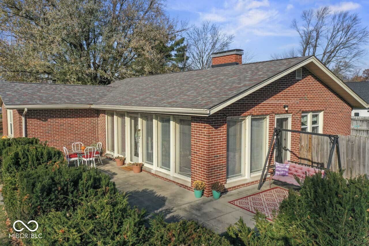 235 East Water Street Pendleton, IN 46064 - Photo 6 of 48