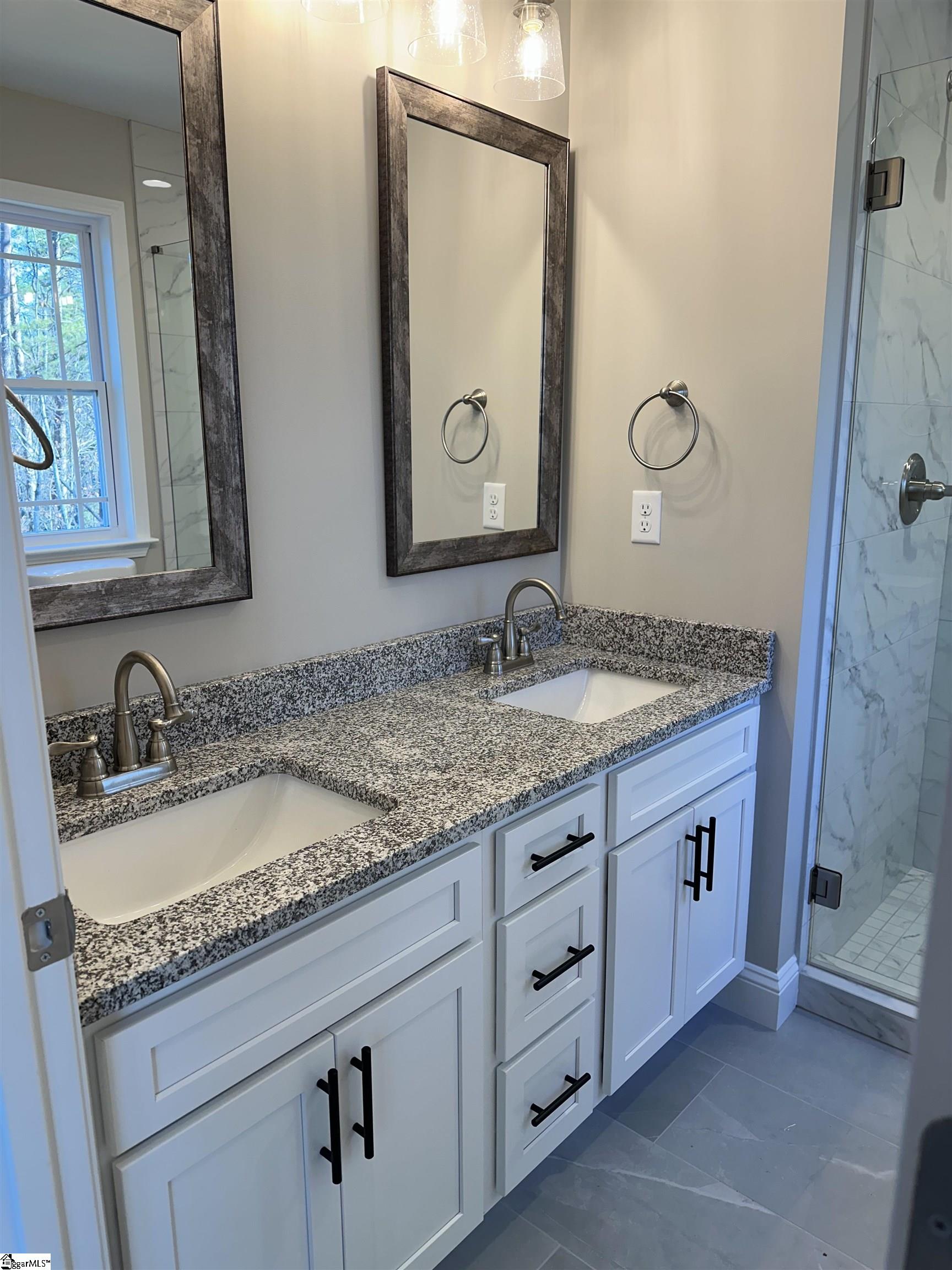 4585 Hawkins Road Greer, SC 29651 - Photo 13 of 21