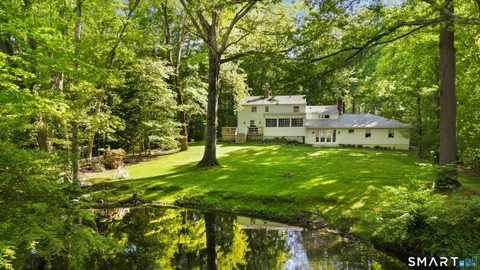 $1,595,000 | 493 Valley Road, New Canaan, CT 06840