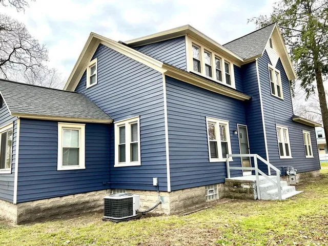 $259,900 | 401 Monroe Avenue, Muskegon, MI 49441